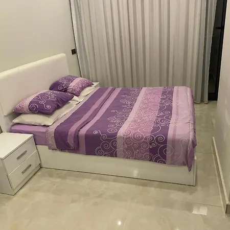 Lovely 2+1 Apartment, A Few Meters From The ألانيا